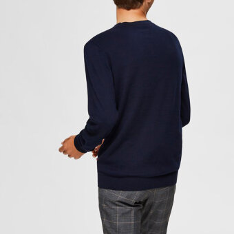 Selected pullover