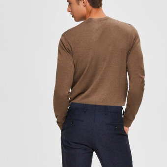 Selected pullover