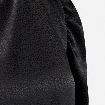 Sisters Point ( Dame ) - Sisters Point NESSI-DR Sisters Point ( Dame ) - Sisters Point NESSI-DR