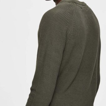 Selected pullover