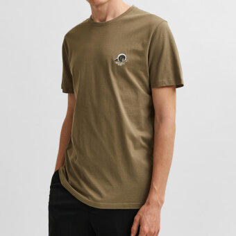 Selected Fate camp tee ss