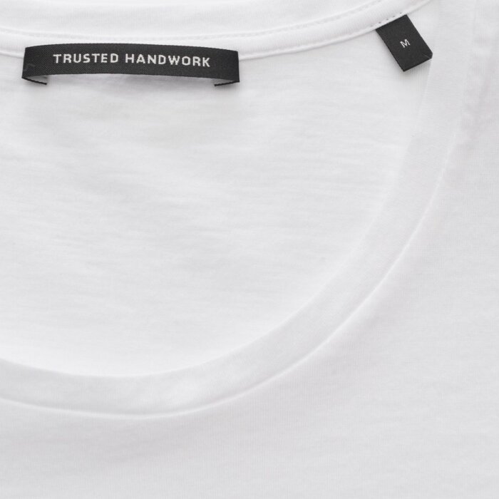 TRUSTED HANDWORK - Trusted Handwork - PIMA tee | T-shirt White