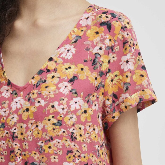 ICHI ( Dame ) - ICHI - IHVERA V SS2 | T-SHIRT CARMINE FLOWER