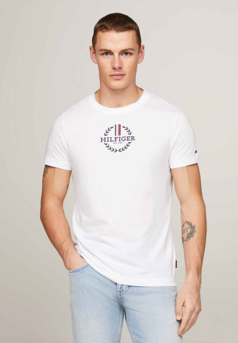 Tommy Hilfiger  - Tommy Hilfiger - Global stripe wreath tee | T-shirt Hvid