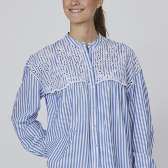 Sisters Point ( Dame ) - SISTERS POINT - ILUA-SH1 | SKJORTE WHITE/BLUE