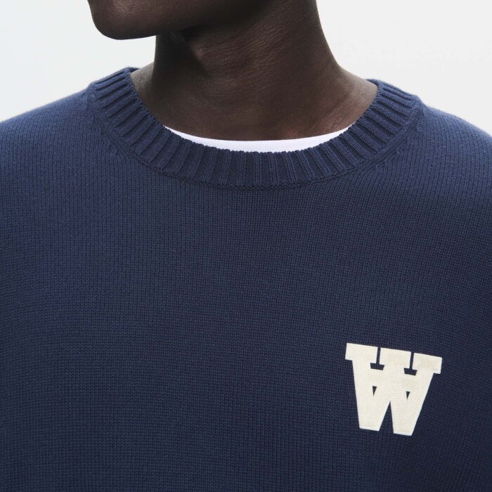 Double A by Wood Wood - Wood Wood - Tay crew neck | Strik Dark Navy