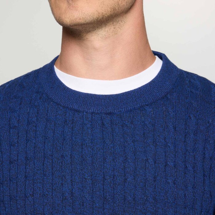 Signal - Signal - Vitus cable knit | Strik Deep Marine Signal - Signal - Vitus cable knit | Strik Deep Marine