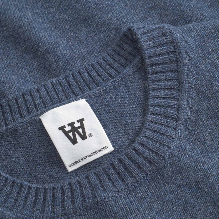 Double A by Wood Wood - Wood Wood - Tay sweater | Strik Outer Space