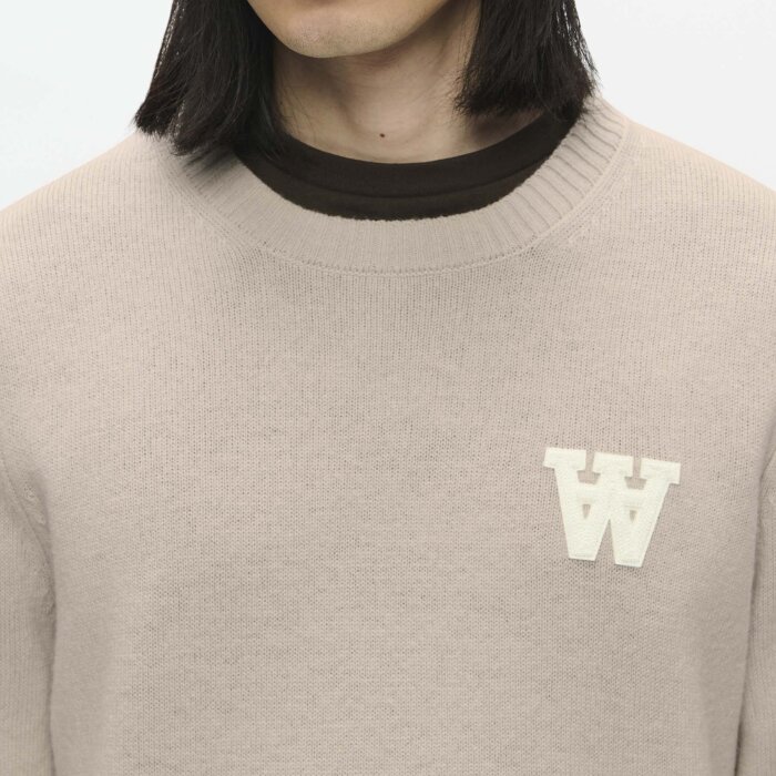 Double A by Wood Wood - Wood Wood - Tay sweater | Strik Moonstruck