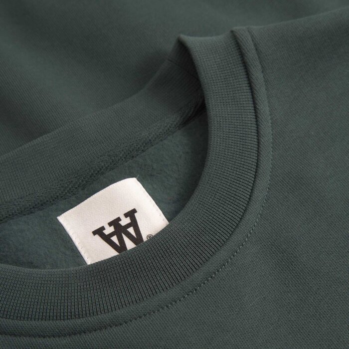 Double A by Wood Wood - Wood Wood - Noel chest print | Sweatshirt Green Gables