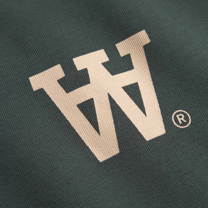 Double A by Wood Wood - Wood Wood - Noel chest print | Sweatshirt Green Gables