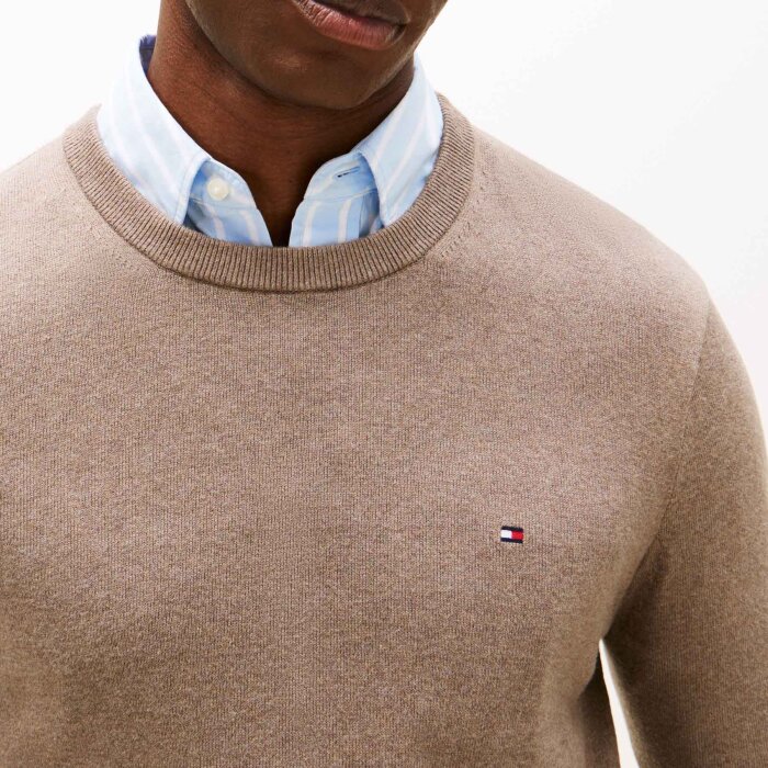 Tommy Hilfiger  - Tommy Hilfiger - TH cotton/cashmere crew neck | Strik Coastal Taupe