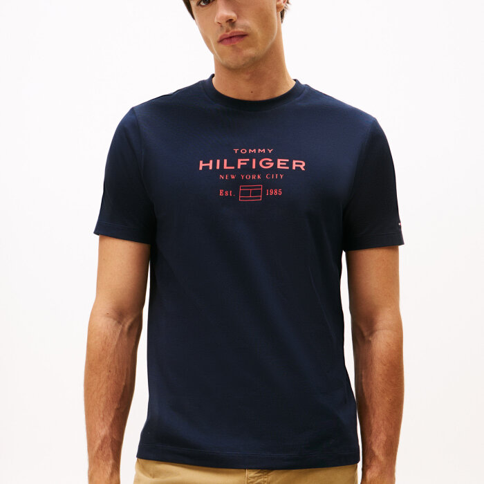 Tommy Hilfiger  - Tommy Hilfiger - Stack graphic tee | T-shirt Desert Sky