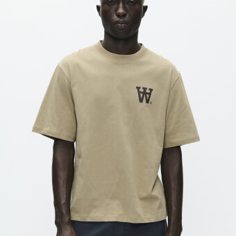 Double A by Wood Wood - Wood Wood - Liam AA chest tee | T-shirt Greige