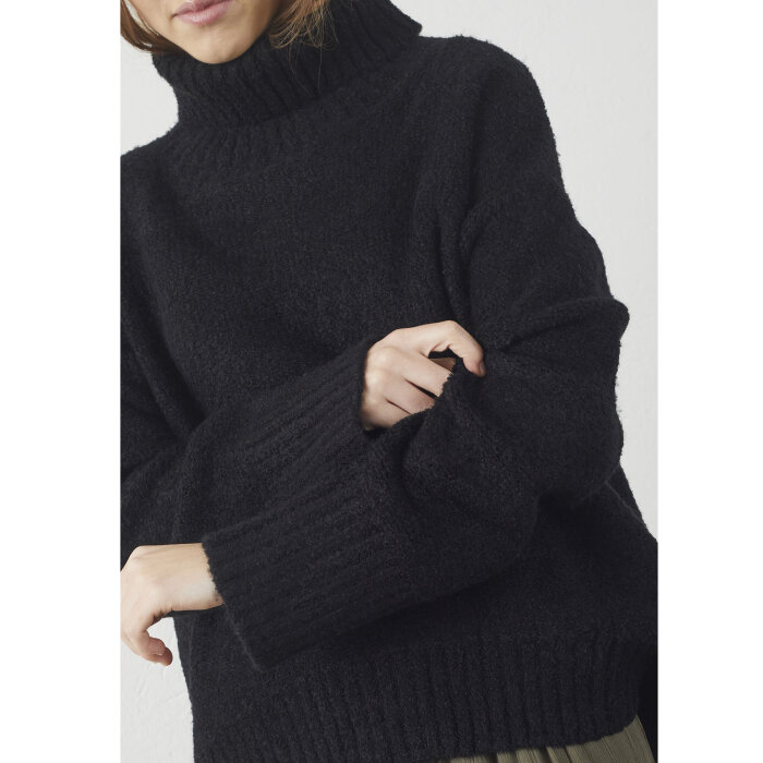 Sisters Point ( Dame ) - SISTERS POINT -  HEMMA-PU | STRIK 000 BLACK