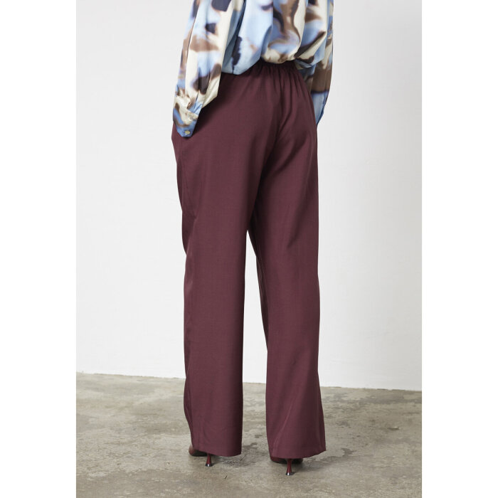 Sisters Point ( Dame ) - SISTERS POINT - VIKSA-PA | BUKSER D. BOPRDEAUX