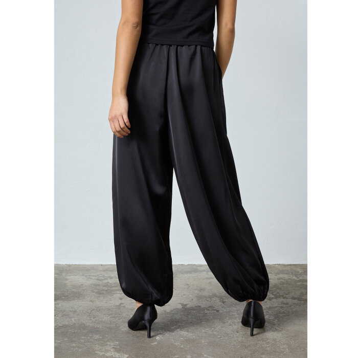 Sisters Point ( Dame ) - SISTERS POINT - GEWO-PA1 | BUKSER BLACK