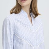 ICHI ( Dame ) - ICHI - IHLITU SH | SKJORTE CREAM W. BLUE STRIPES ICHI ( Dame ) - ICHI - IHLITU SH | SKJORTE CREAM W. BLUE STRIPES