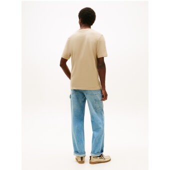 Tommy Hilfiger  - Tommy Hilfiger - TH Brand love big text tee | T-shirt Sandalwood 