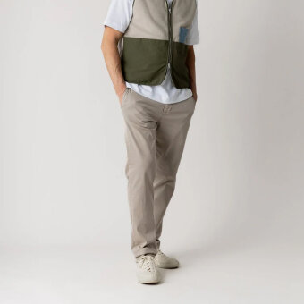 Mos Mosh Gallery - Mos Mosh - Penn paper | Chino Seneca Rock Mos Mosh Gallery - Mos Mosh - Penn paper | Chino Seneca Rock