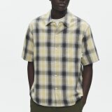 Double A by Wood Wood - Wood Wood - Cooper shirt | K/Æ Skjorte Pale Olive Double A by Wood Wood - Wood Wood - Cooper shirt | K/Æ Skjorte Pale Olive