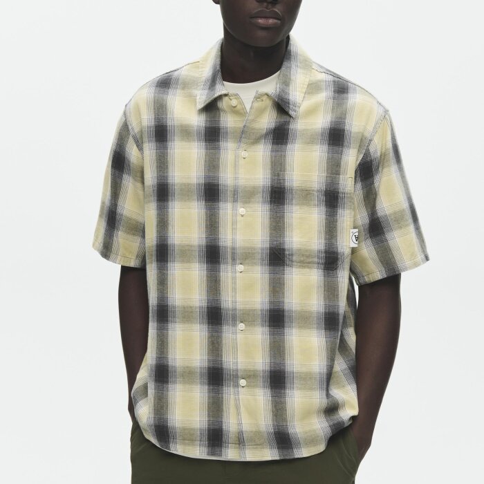 Double A by Wood Wood - Wood Wood - Cooper shirt | K/Æ Skjorte Pale Olive