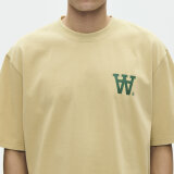Double A by Wood Wood - Wood Wood - Liam AAchest tee | T-shirt Pale Olive Double A by Wood Wood - Wood Wood - Liam AAchest tee | T-shirt Pale Olive