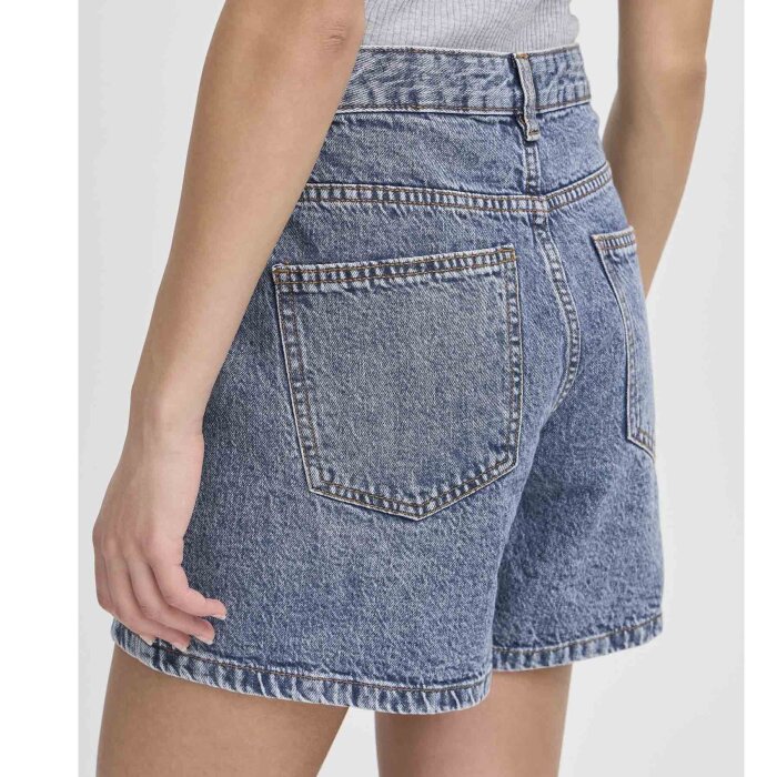 ICHI ( Dame ) - ICHI - IHAVNEY SHO | SHORTS MEDIUM BLUE STONE WASHED
