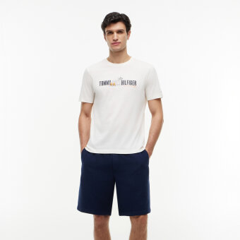 Tommy Hilfiger  - TH Summer chest graphic tee