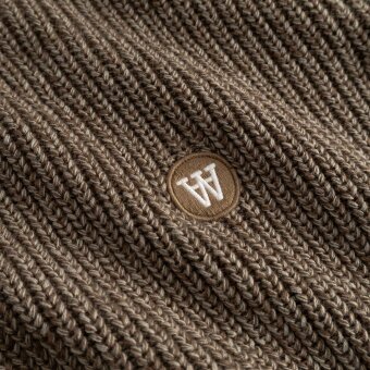 Double A by Wood Wood - Wood Wood - Halum crew neck | Strik desert palm
