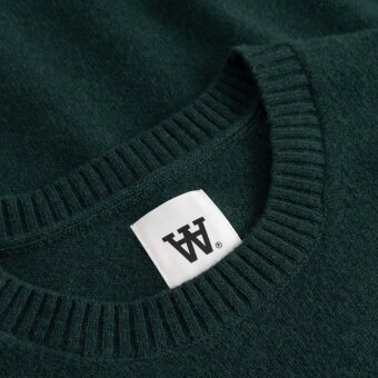 Double A by Wood Wood - Wood Wood - Tay sweater | Strik Ponderosa Pine