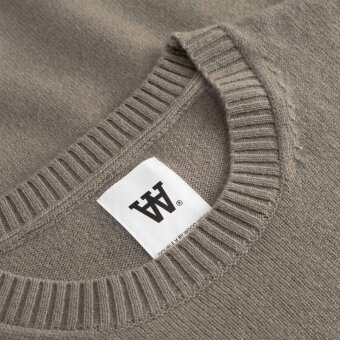 Double A by Wood Wood - Wood Wood - Tay sweater | Strik Overland Trek