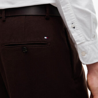 Tommy Hilfiger  - Tommy Hilfiger - NY Solid brushed dress pant | Chino Chocolate