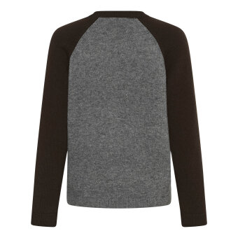 Part Two - PART TWO - CLEOPW | STRIK GREY MOLE COL