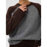 Part Two - PART TWO - CLEOPW | STRIK GREY MOLE COL