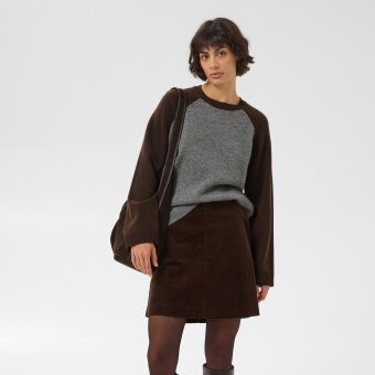 Part Two - PART TWO - CLEOPW | STRIK GREY MOLE COL