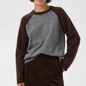 Part Two - PART TWO - CLEOPW | STRIK GREY MOLE COL