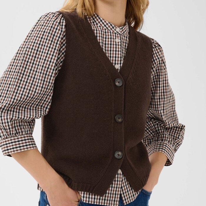 Part Two - PART TWO - SYLVAPW | VEST MOLE