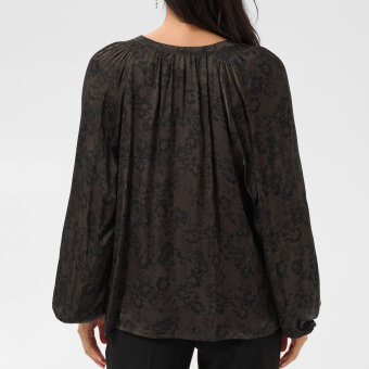 Part Two - PART TWO - DOAAPW | BLUSE BROWN GRADIEN Part Two - PART TWO - DOAAPW | BLUSE BROWN GRADIEN